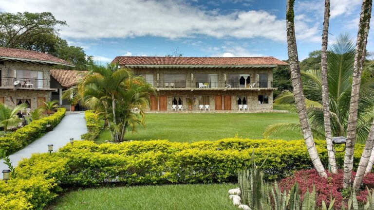 Hotel Campestre Aguamaco